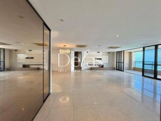 Apartamento á venda no Bairro Mucuripe