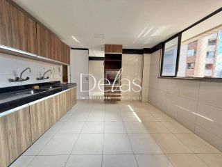 Apartamento á venda no Bairro Mucuripe