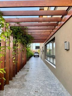 LINDA CASA NO COND MORADA DA PRAIA II