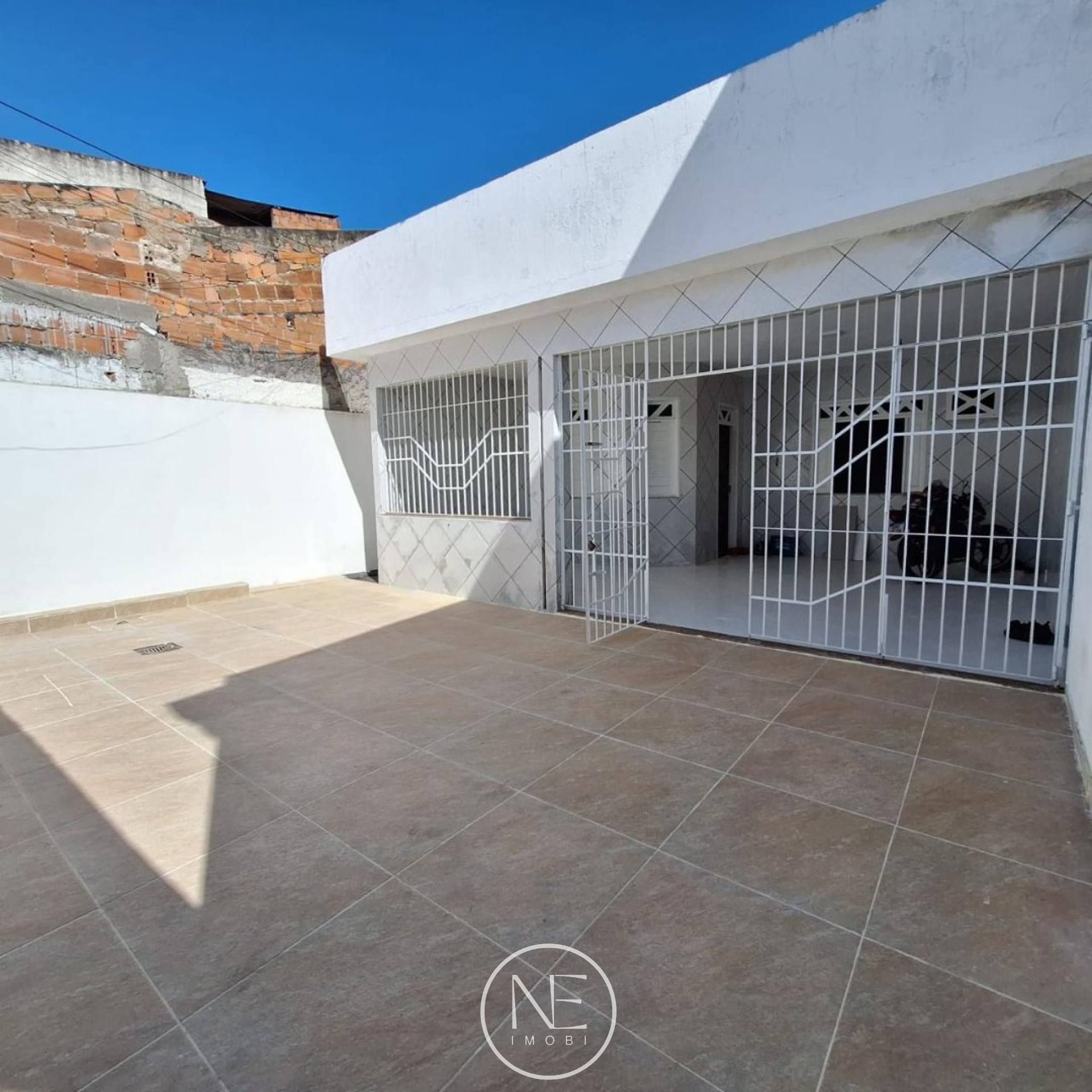 CASA Á VENDA NO SANTOS DUMONT