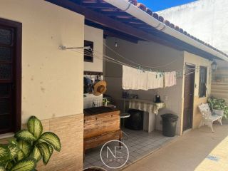 CASA Á VENDA NO BAIRRO GRAGERU