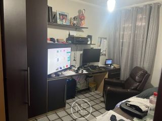 CASA Á VENDA NO BAIRRO GRAGERU