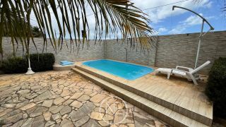 Casa disponível na Praia do Saco