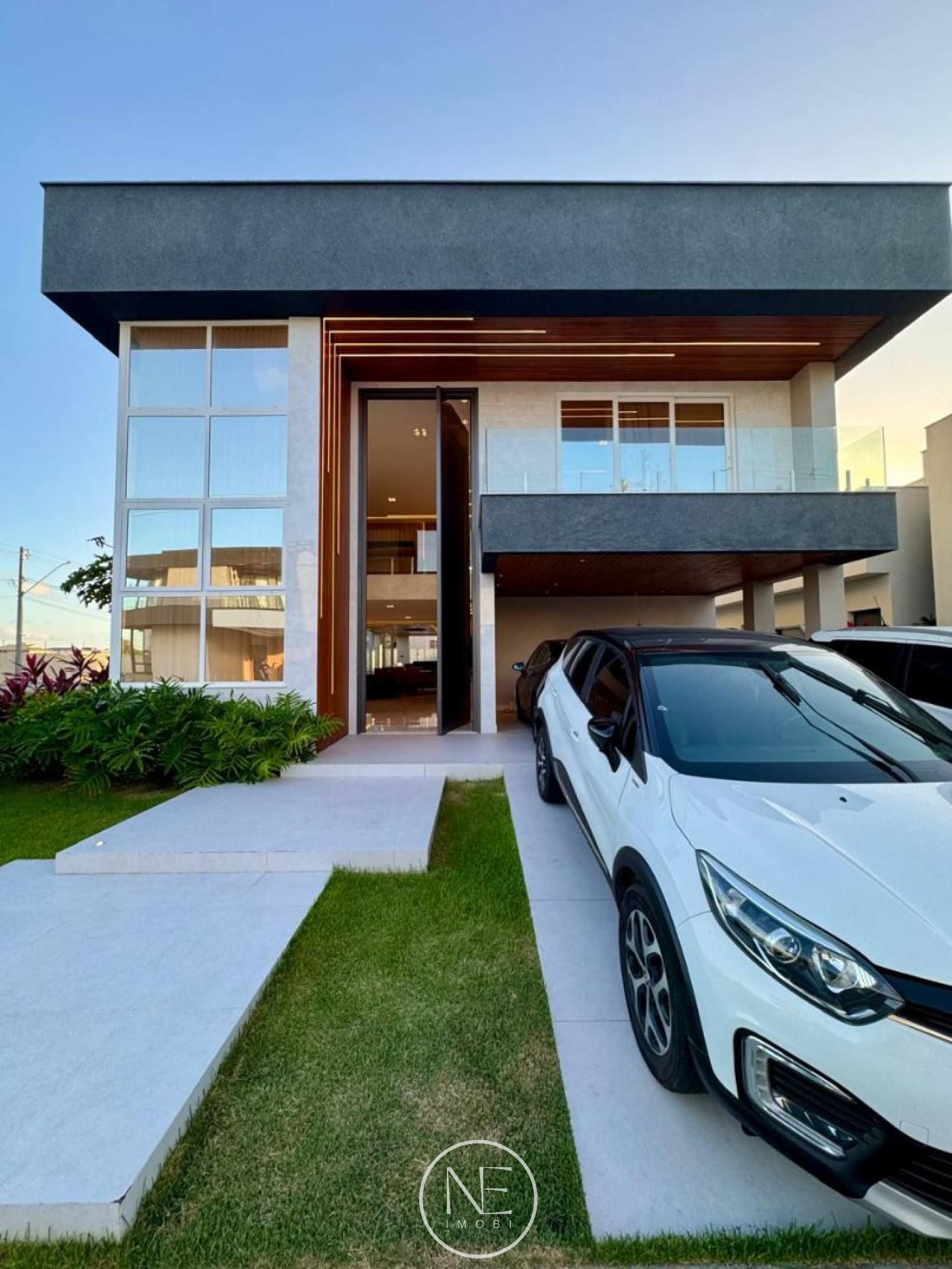 Belíssima casa nova de alto padrão na Aruana no Cond. Atlantic Blue.