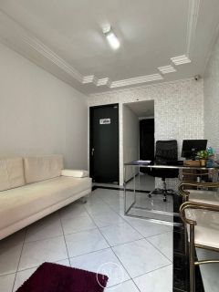 Ponto comercial na Rua Urquiza Leal