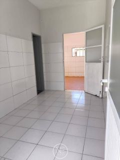 Casa á venda no Leite Neto