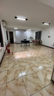 Prédio disponível para venda