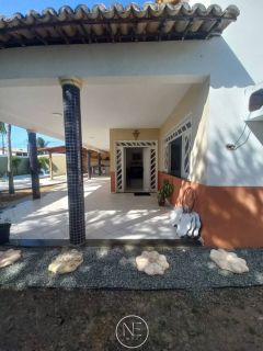 Alugo Casa varandada na Aruana
