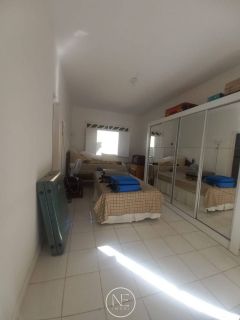 Alugo Casa varandada na Aruana