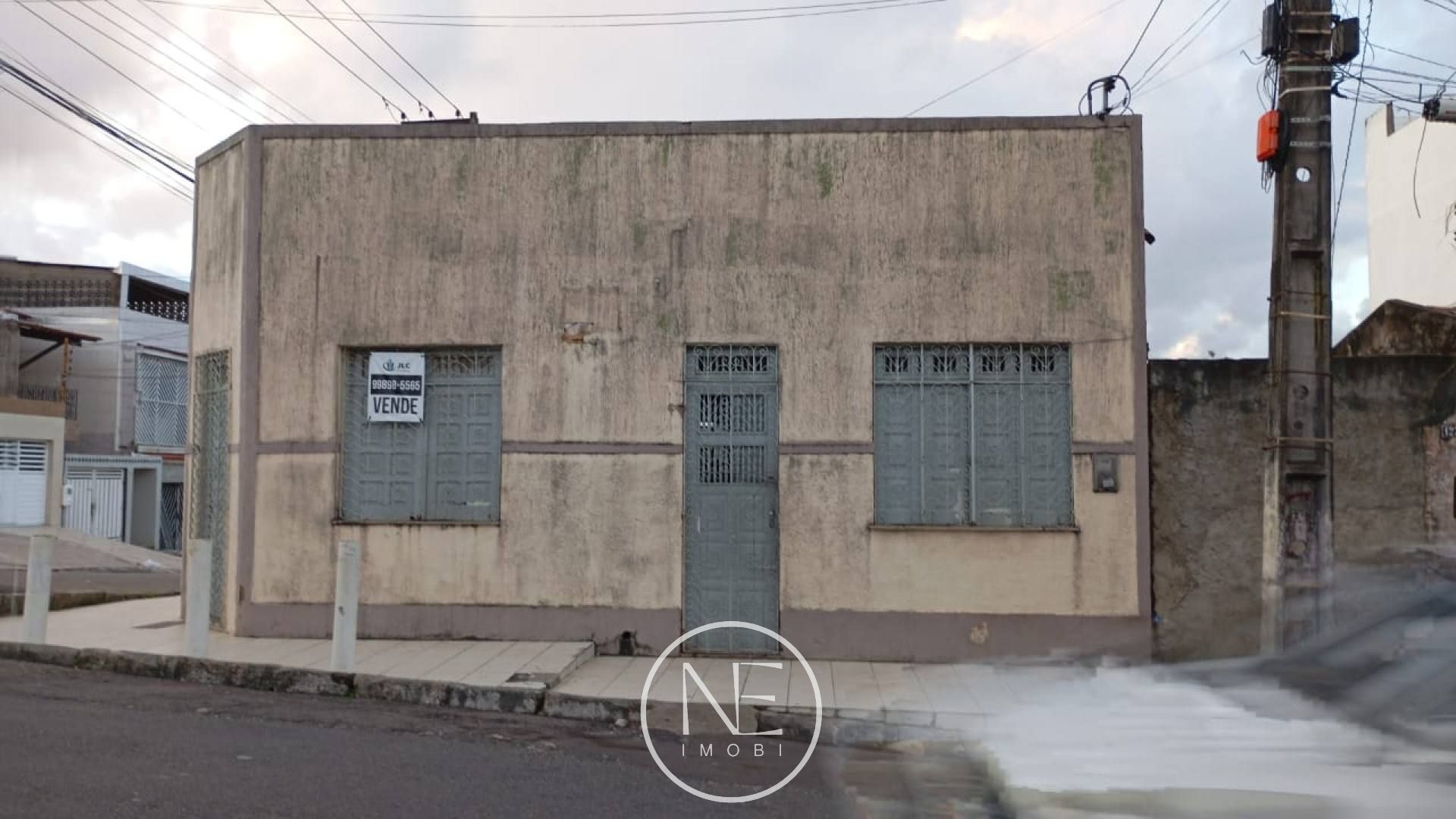 Casa á venda localizada no Bairro 18 do Forte