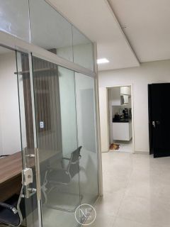 Sala para alugar no Bairro Grageru próximo ao Shopping Jardins