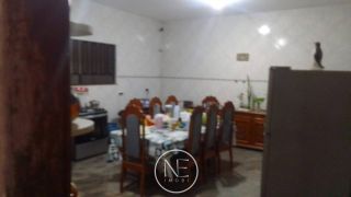 Vendo prédio localizado na Coroa do Meio