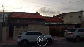 Vendo prédio localizado na Coroa do Meio