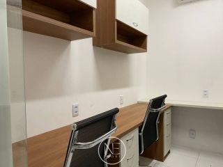 Alugo sala p/ 4 lugares