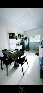 Vendo Linda casa no abais a 400 metros da praia