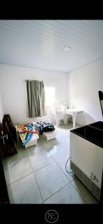 Vendo Linda casa no abais a 400 metros da praia