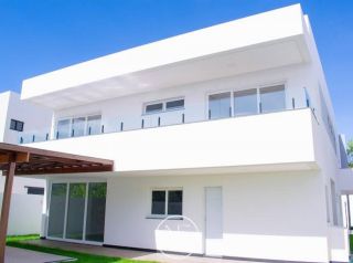 Casa no condomínio Marta Ferreira Localizada na Aruana
