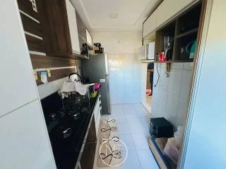 Alugo apartamento na Aruana