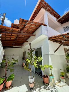 Casa localizada no Sol Nascente