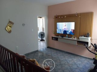 Vendo casa situado na 13 de Julho