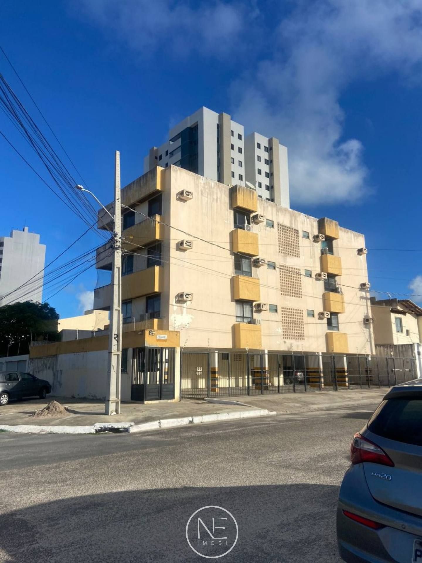 APARTAMENTO MOBILIADO À VENDA NA ATALAIA Edifício Residencial Litoral Sul