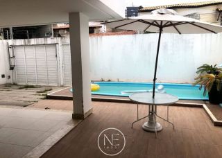 VENDO CASA NA FAROLANDIA PRÓXIMO AO COLÉGIO ARQUI