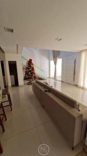 VENDO CASA NA FAROLANDIA PRÓXIMO AO COLÉGIO ARQUI