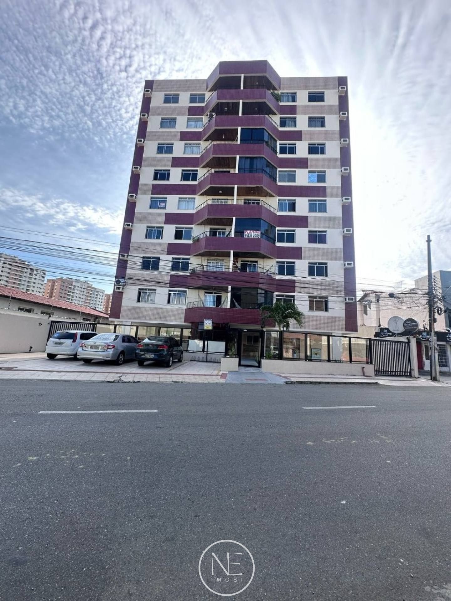 Apartamento à venda no condomínio Lausanne, Bairro Luzia