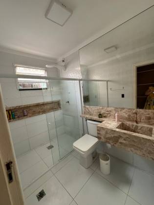 Vende-se casa no bairro Jabotiana
