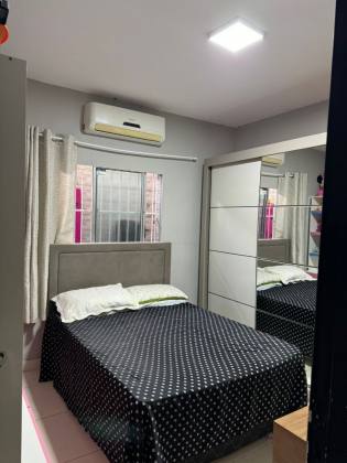 Vende-se casa no bairro Jabotiana
