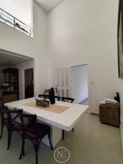 Casa Duplex em Condomínio Fechado na Aruana – Alto Padrão e Conforto!