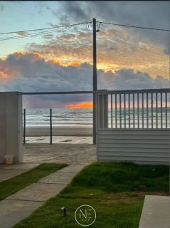 CASA À VENDA - PRAIA DO ABAÍS