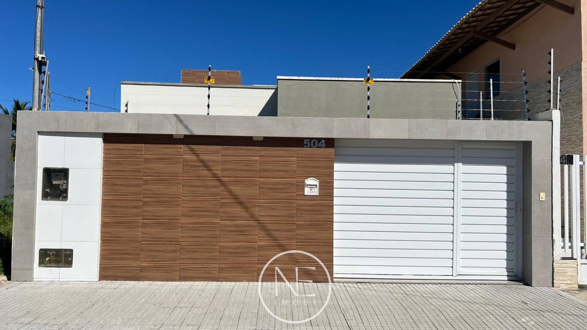 Casa semi-nova (pouco tempo de moradia) no luar da Barra 2ª etapa loteamento pé na areia