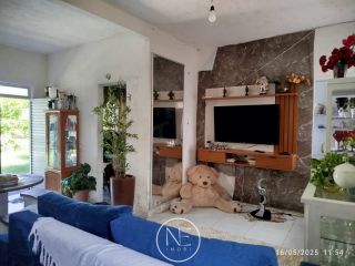 CASA À VENDA – PARAÍSO COM LAZER E NATUREZA!