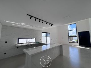 Casa Berlim à venda -Sofisticação, tecnologia e exclusividade à beira-mar!