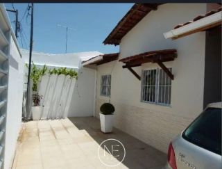 Oportunidade Imperdível na Aruana! Casa Ampla, Completa e com Localização Privilegiada