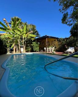 Oportunidade Única na Atalaia Nova – Casa Ampla com Quintal Verdejante!