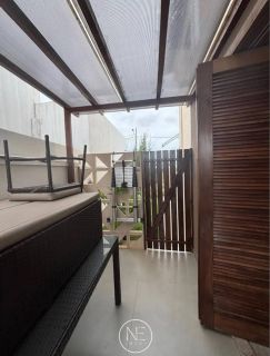 Casa à Venda em Condomínio Fechado