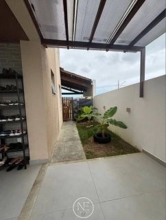 Casa à Venda em Condomínio Fechado