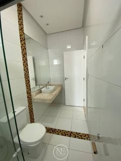 Apresentamos essa Linda Casa à Venda no Cond. Fragata entre o Shopping Praia Sul e a Orla Sul