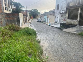 Terreno á Venda no Condomínio Coronel Hélio Silva