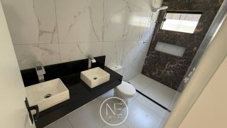 VENDE-SE CASA NOVA E MODERNA