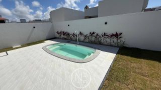 VENDE-SE CASA NOVA E MODERNA