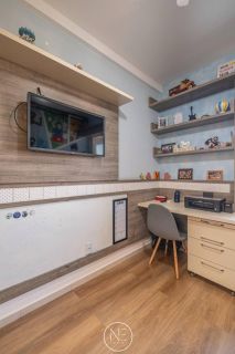Apartamento no Condomínio Felicitá Farol – Andar Alto com Vista Privilegiada.