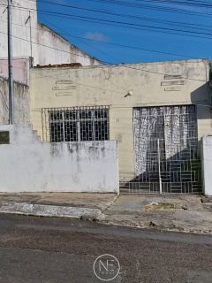 Casa á Venda no Bairro Novo Paraíso
