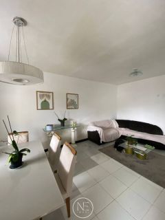 Casa Ampla e Bem Localizada à Venda na Aruana