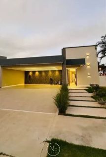 Casa Alto Padrão à Venda no Condomínio Damha Vista Exclusiva para o Lago