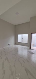 Casa à Venda: Conforto e Espaço para Sua Família -Aruana