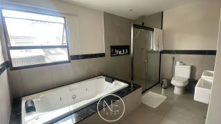 Casa Alto Padrão Mobiliada em Condomínio Fechado - Residencial Alameda do Sol - Aruana