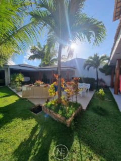 ESPETACULAR RESIDÊNCIA PERTINHO DA PRAIA!